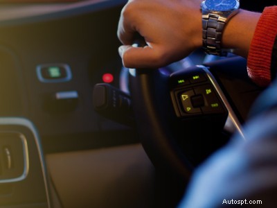 Uber vs Ola vs DiDi vs Taxi:scegliere la migliore opzione di corsa 