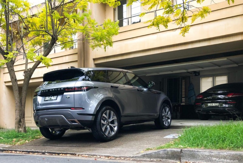 Quanto spesso dovresti lavare la tua auto? Guida esperta per una manutenzione ottimale 