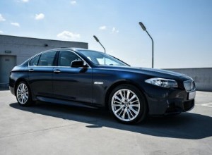 5 accessori per auto indispensabili che ogni automobilista dovrebbe installare adesso 