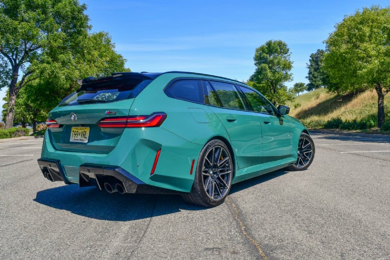 BMW M5 Touring PHEV 2025:recensione di una settimana di prestazioni reali 