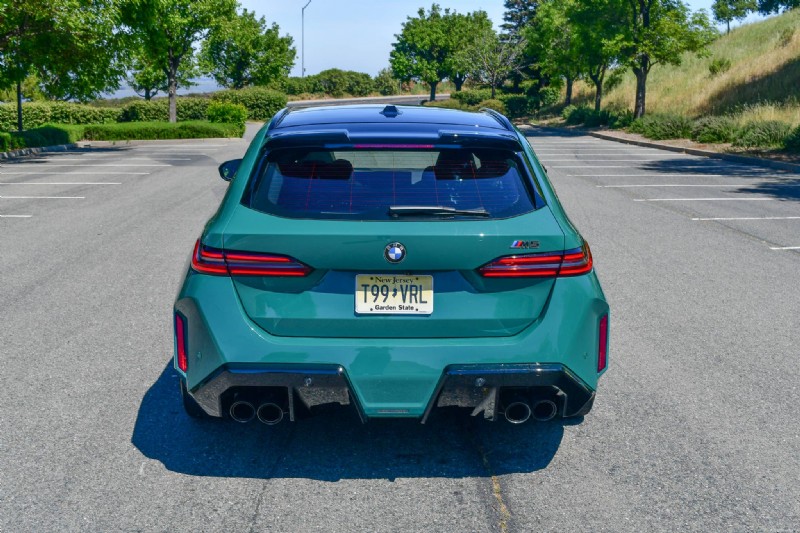 BMW M5 Touring PHEV 2025:recensione di una settimana di prestazioni reali 