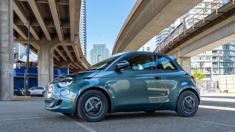 Recensione della Fiat 500e Giorgio Armani del 2025:perché questo veicolo elettrico urbano alla moda si distingue 