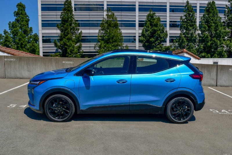 Recensione Chevy Bolt RS del 2027:esperienza di pendolarismo e perché si distingue 