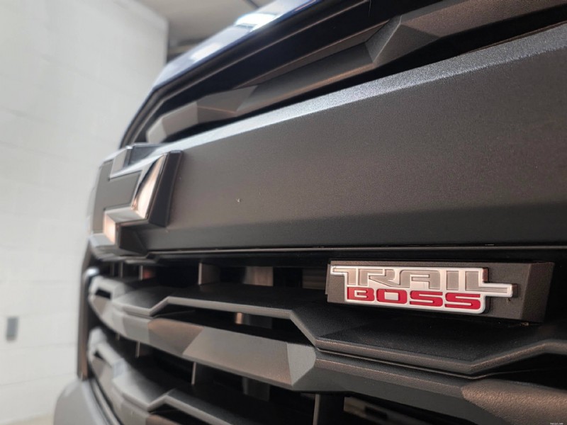 Recensione Chevy Colorado Trail Boss del 2025:potenza e valore fuoristrada senza pari 