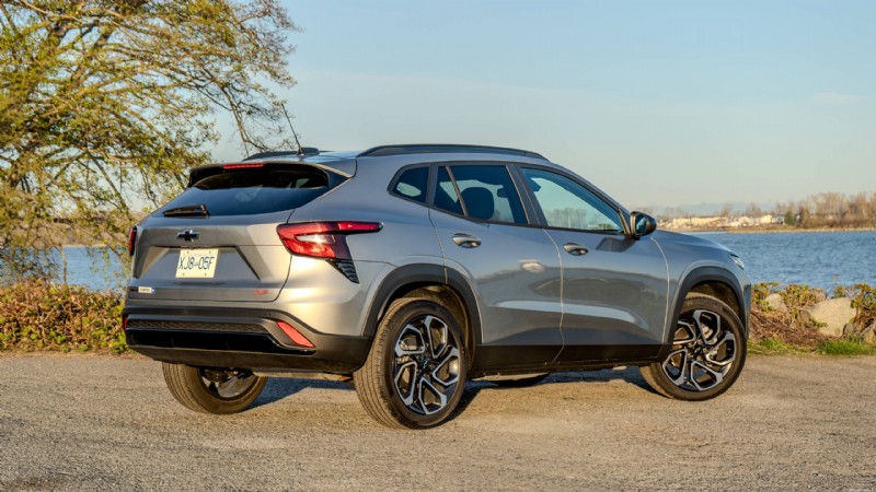 Recensione Chevrolet Trax 2026:un piccolo SUV intelligente e conveniente per i guidatori urbani 