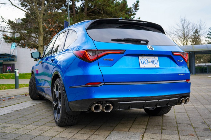 2026 Genesis GV80 Coupé vs Acura MDX Type S:una recensione completa del SUV di lusso 