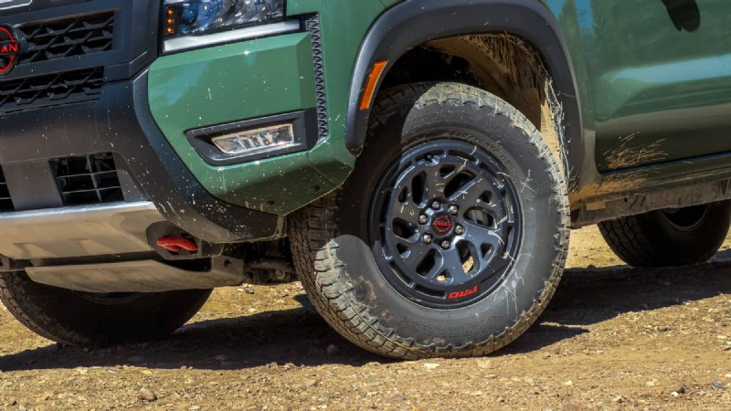 Frontier vs Tacoma:quale camion fuoristrada vince? 
