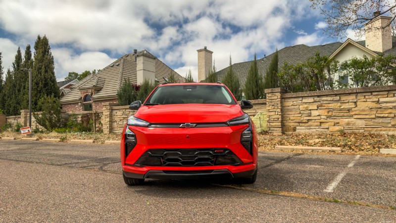 Recensione della Chevrolet Bolt 2027:perché l ultimo modello affronta voci di cancellazione 