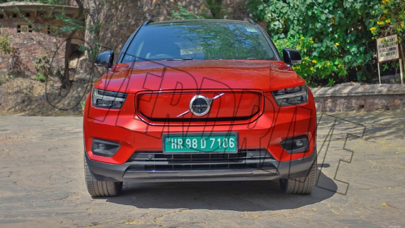 Volvo XC40 Recharge Standard 2022 – Panoramica degli esterni 