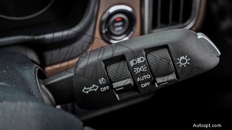 Mahindra Scorpio‑N 2022 Z8L Petrol MT:6 marce, interni a 6 posti – Specifiche complete e caratteristiche principali 