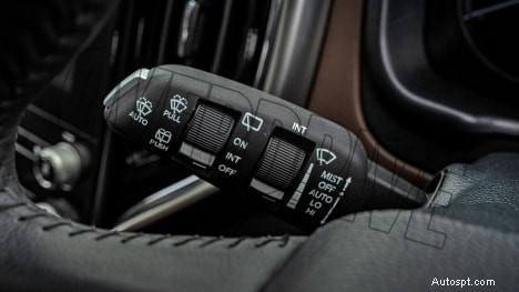 Mahindra Scorpio‑N 2022 Z8L Petrol MT:6 marce, interni a 6 posti – Specifiche complete e caratteristiche principali 