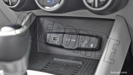 Hyundai Venue 2022 1.2 Kappa MT SX – Recensione degli interni bicolore 