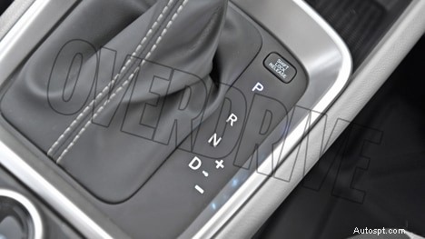 Hyundai Venue 2022 1.2 Kappa MT SX – Recensione degli interni bicolore 