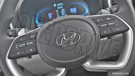 Hyundai Venue 2022 1.2 Kappa MT SX – Recensione degli interni bicolore 