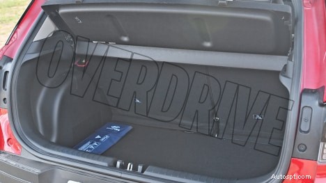 Hyundai Venue 2022 1.2 Kappa MT SX – Recensione degli interni bicolore 