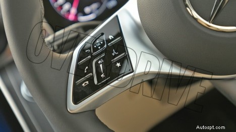 Interni Mercedes‑Benz Classe C C200 2022:lusso, comfort e design all avanguardia 