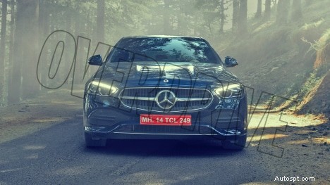 Mercedes-Benz Classe C C200 2022 – Panoramica del design esterno 