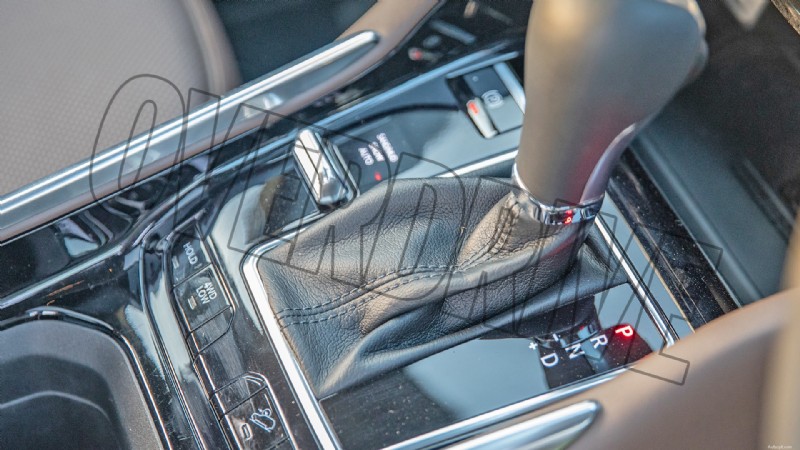 All interno della Jeep Meridian Limited 2022:caratteristiche di lusso e comfort 