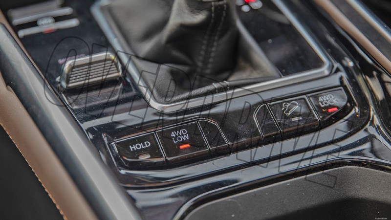 All interno della Jeep Meridian Limited 2022:caratteristiche di lusso e comfort 