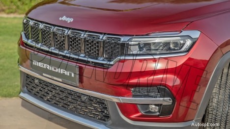Esplora gli esterni Jeep Meridian 2022 Limited:design premium e prestazioni robuste 