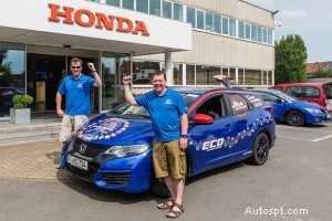 Honda Civic stabilisce un nuovo record di efficienza nei consumi:8.387 miglia con sole £ 459 di diesel 