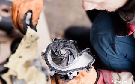 Riparazioni professionali per mini sistemi di raffreddamento:soluzioni affidabili presso il Premier Garage di Escondido 