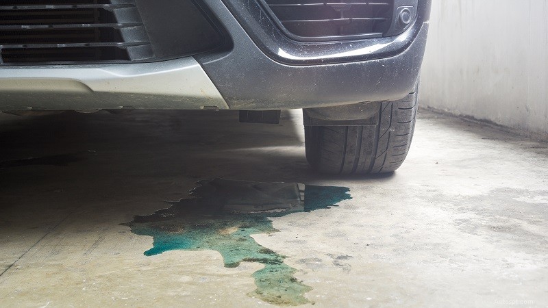Le 5 principali cause di perdite di liquido di raffreddamento dell auto e come risolverle 