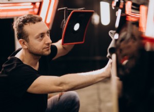 Rimozione ammaccature senza vernice:la soluzione esperta per riparazioni auto rapide ed economiche 