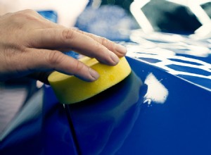 Perché è importante dare la cera alla tua auto:5 vantaggi comprovati 