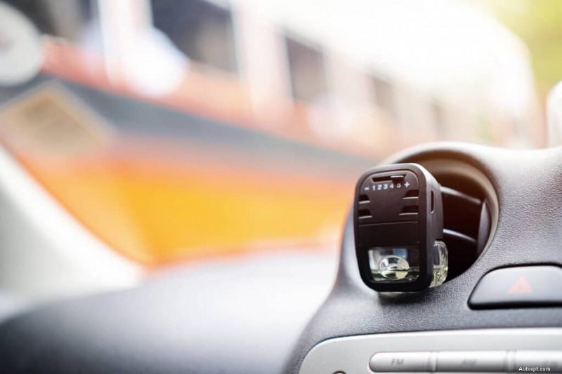 Come mantenere la tua auto fresca:consigli comprovati per un aroma gradevole e duraturo 