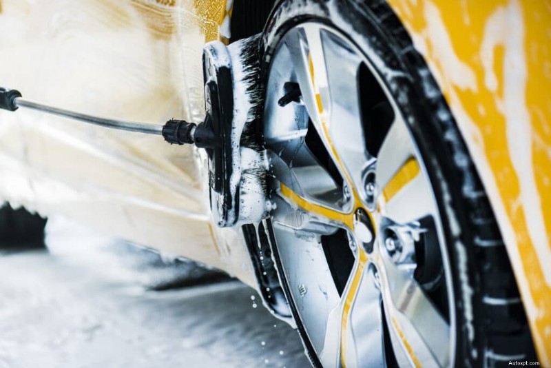 Car Valeting e Detailing:quale servizio mantiene il tuo veicolo intatto? 