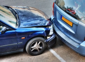 10 passaggi essenziali da intraprendere dopo un incidente automobilistico 