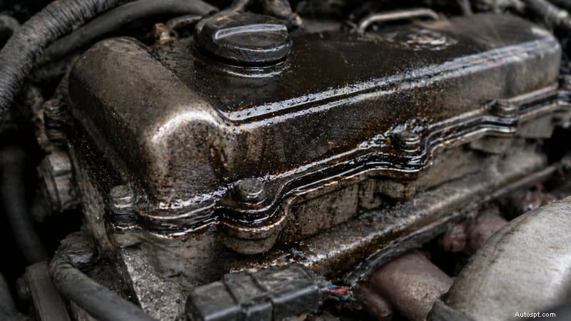 Spiegazione delle perdite di olio per auto:cause, sintomi, riparazioni e stime dei costi - Rx Mechanic 