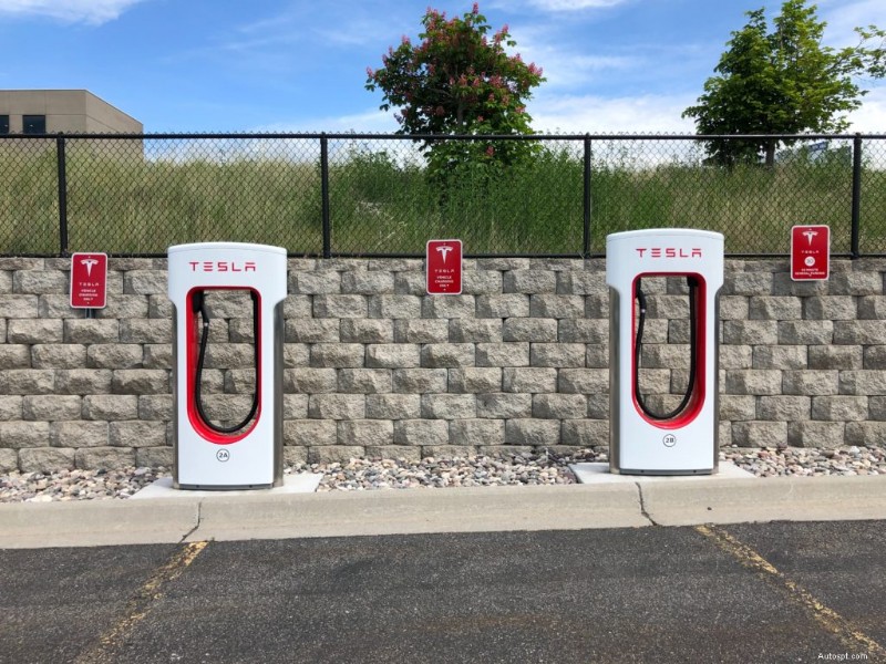 La guida definitiva del Regno Unito alle auto elettriche e alle reti di ricarica pubbliche 