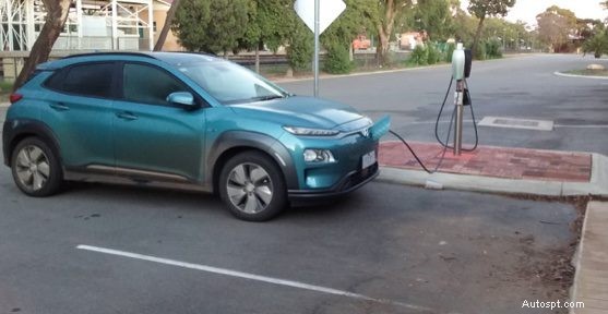Il viaggio dell’Australia verso una ricarica accessibile dei veicoli elettrici:quando verranno implementati gli standard? 