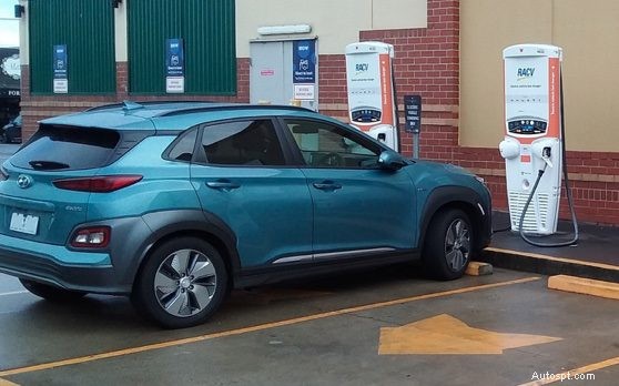 Il viaggio dell’Australia verso una ricarica accessibile dei veicoli elettrici:quando verranno implementati gli standard? 