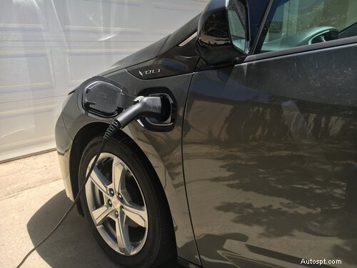 Chevy Volt 2017:revisione di 50.000 miglia:prestazioni, affidabilità e costi di proprietà 