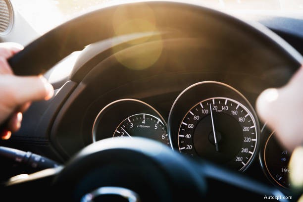 Rev Matching spiegato:perché è importante per le prestazioni manuali dell auto 