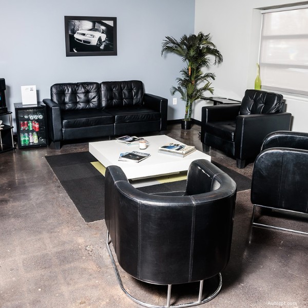 Servizio automobilistico locale affidabile - Avalon Motor Sports, Denver 