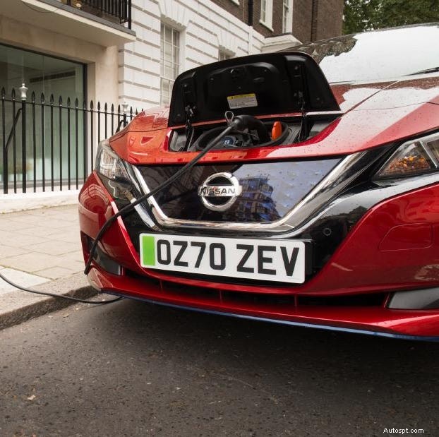 Tutto sulle targhe verdi Nissan:idoneità, caratteristiche e come ottenerne una 