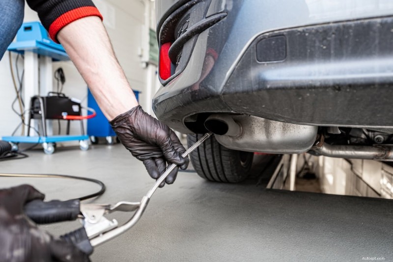 7 indicatori chiave Il distributore della tua auto sta fallendo 