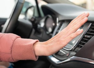 5 segnali chiave che la ventola del condensatore AC della tua auto non funziona e costi di sostituzione 