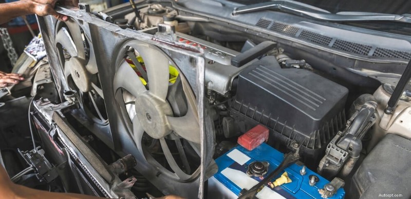 Surriscaldamento dell auto e successiva normalizzazione:cause, sintomi e soluzioni rapide 