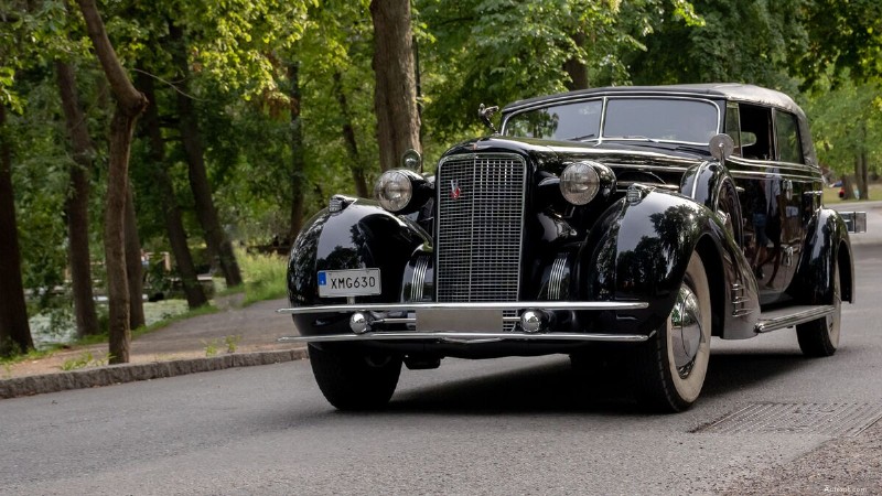Limousine presidenziali:un evoluzione centenaria di stile e sicurezza 