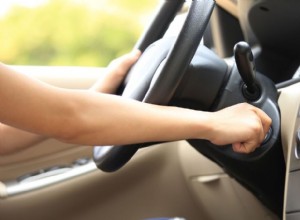 Guida passo passo per sbloccare un volante bloccato 