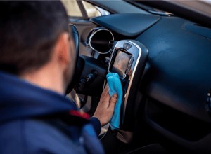 La guida definitiva al rivestimento ceramico per interni:vantaggi, applicazione e manutenzione 