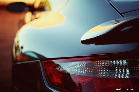 Come il rivestimento in ceramica protegge la tua auto:vantaggi, durata e brillantezza 