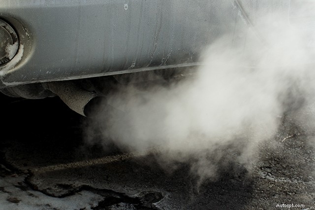 Avviso di manutenzione auto:riconosci i principali segnali di pericolo e proteggi il tuo veicolo 