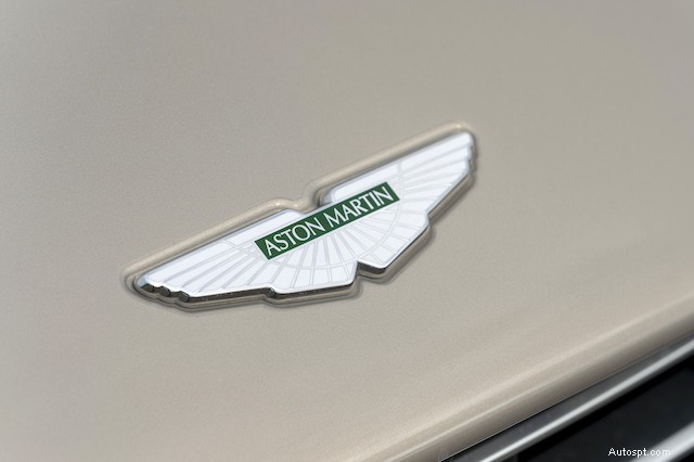 Svelare le origini dei marchi automobilistici iconici 
