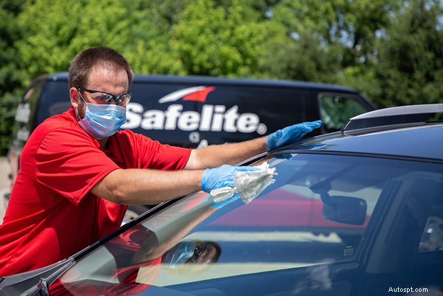Dal semplice pannello alla sicurezza intelligente:l evoluzione dei vetri per auto 